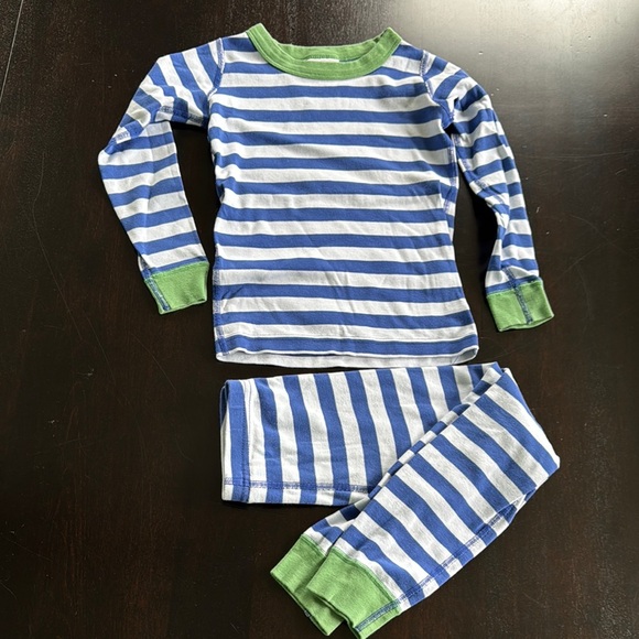Hanna Andersson Other - Hanna Andersson Blue and Green Pajama Set with Lime Accents